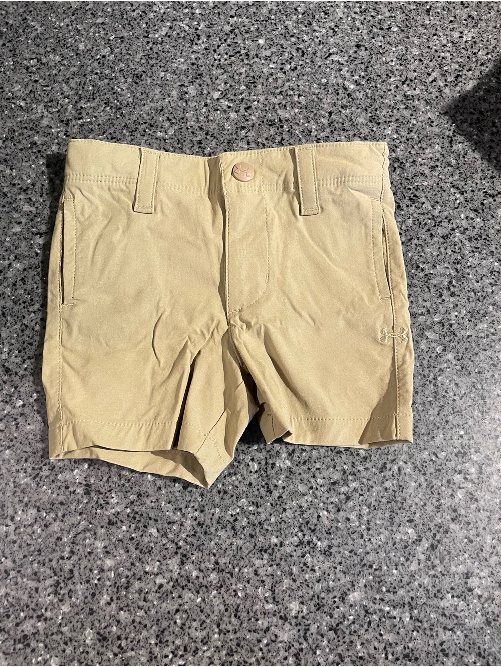 Under Armour Tan kids Performance Shorts